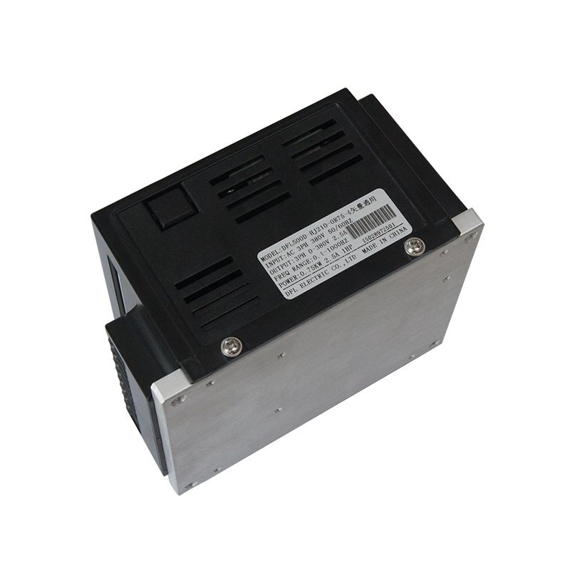 DFL500D通用變頻器，小體變頻器，變頻調(diào)速器，變頻器生產(chǎn)廠家